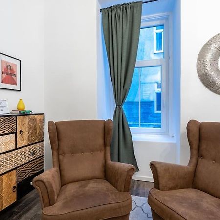 Practical 1Br Flat By Center By Hm Apartman Bécs Kültér fotó