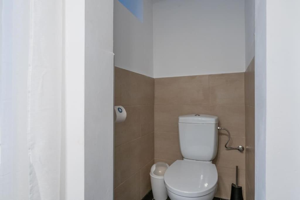 Practical 1Br Flat By Center By Hm Apartman Bécs Kültér fotó